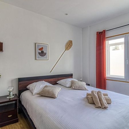 Le Saint-Pierre - Idealement Situe Avec Sauna Calais Esterno foto